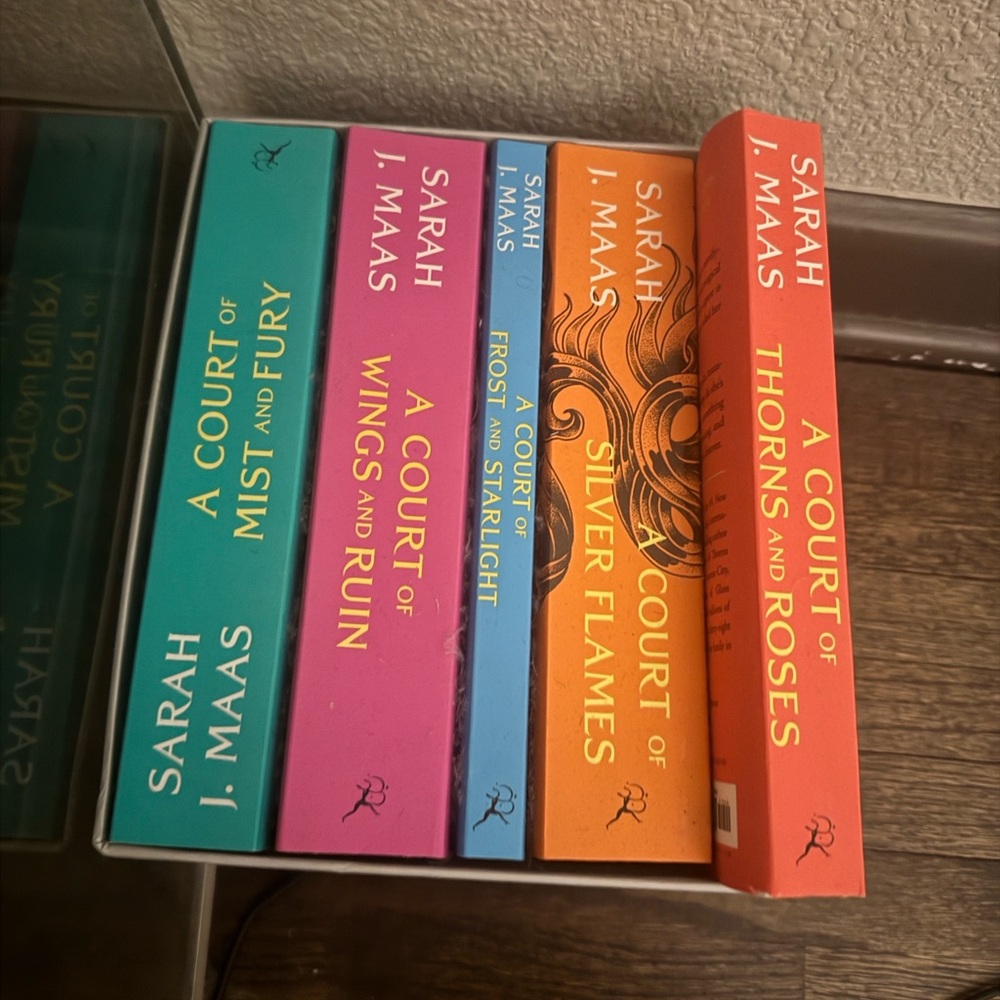 Sarah J. Maas Book Set